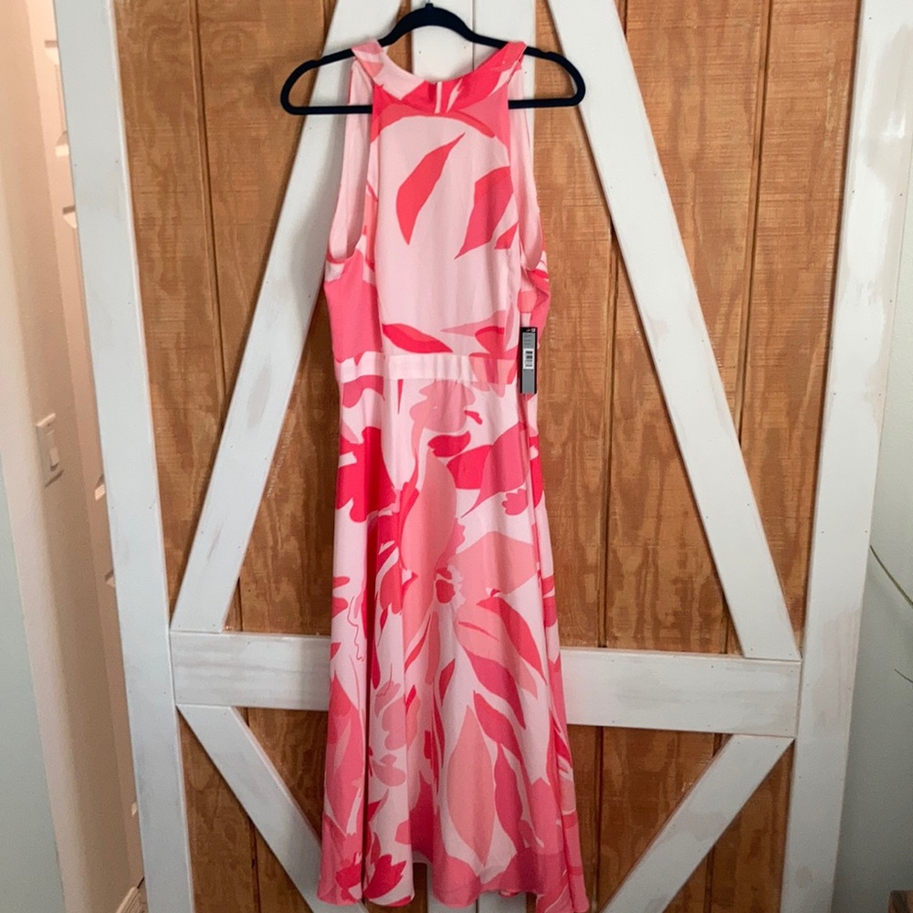 NWT Women’s Dress